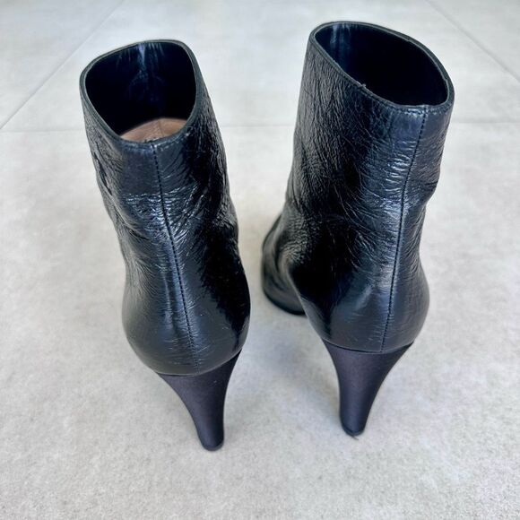 Chanel CC Logo Crumpled Calfskin Satin Cap Toe Short Ankle Boots EU 38.5 US7.5-8 - Picture 3 of 12